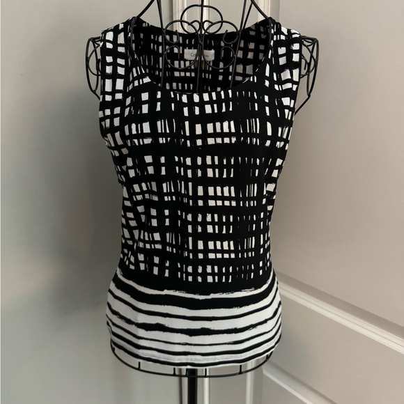 Calvin Klein Tops - Calvin Klein Sleeveless Pullover Check Black and White Blouse in Size XS